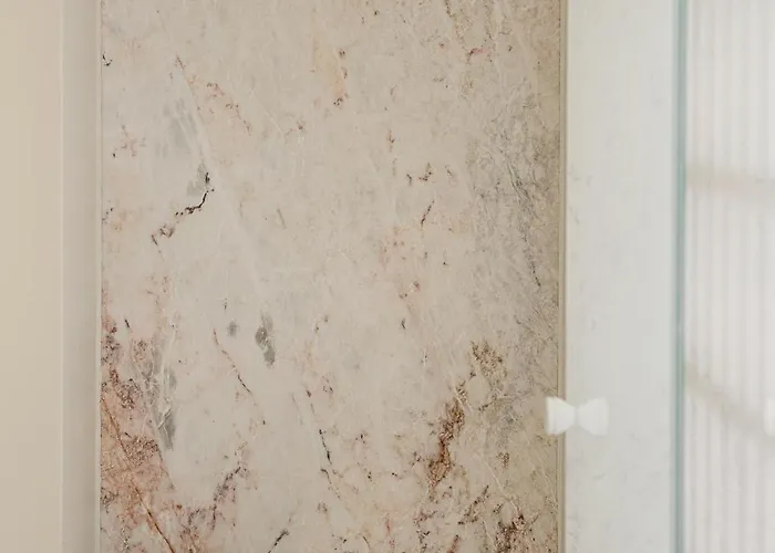 Evrima High End 干尼亞