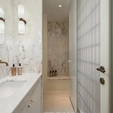 ヴィラ Evrima High End *